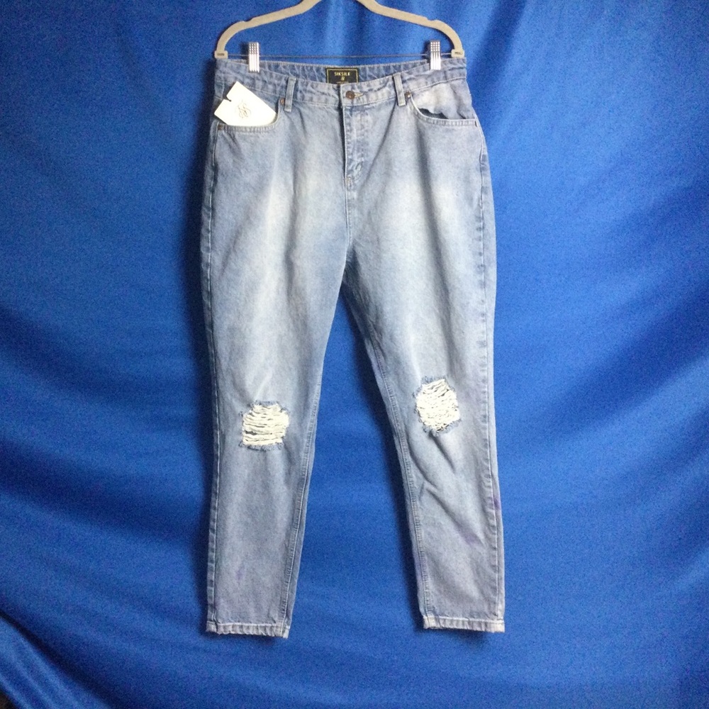 Siksilk Mom Jeans with Knee Rips NWT Size US 10 Light Wash